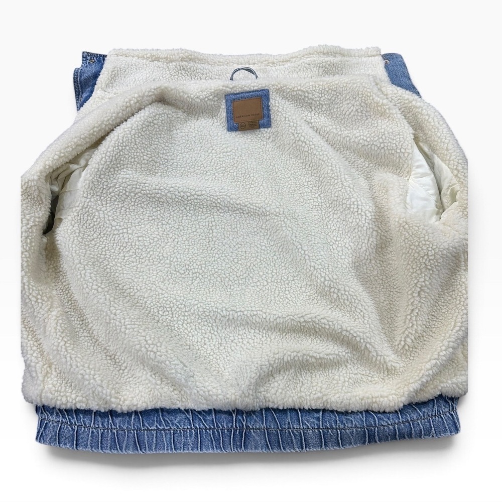 American Eagle Womens XL Sherpa Lined Denim Bomber Jacket Light Wash Oversized - Picture 4 of 7